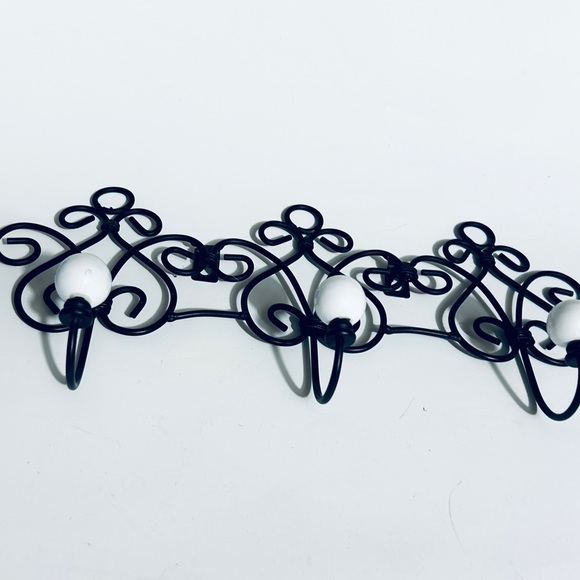 Vintage Style Black Metal White Stone 3 Peg Hooks Coats Robes Towels Wall Decor - Picture 3 of 5